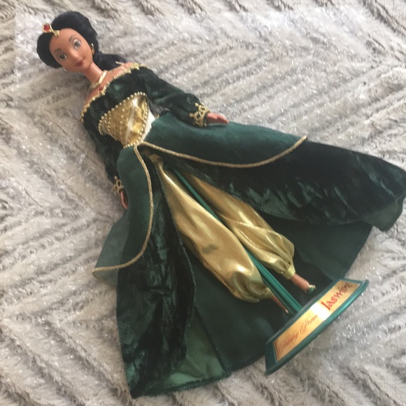 princess jasmine collector doll